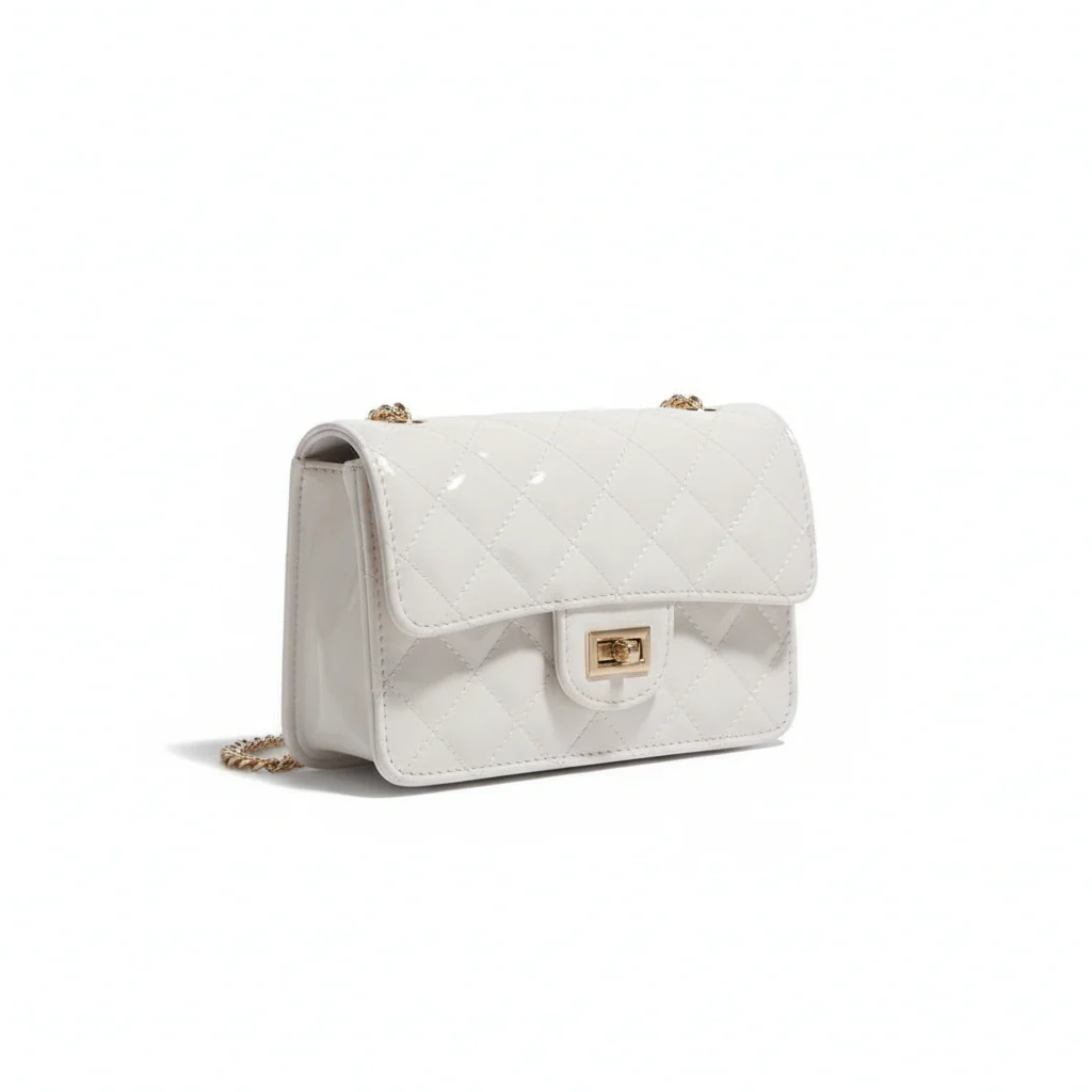 Luxe Quilted Shoulder Bag - Image 3